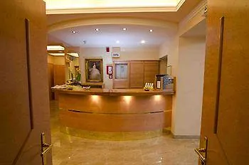 Hotel Cryston