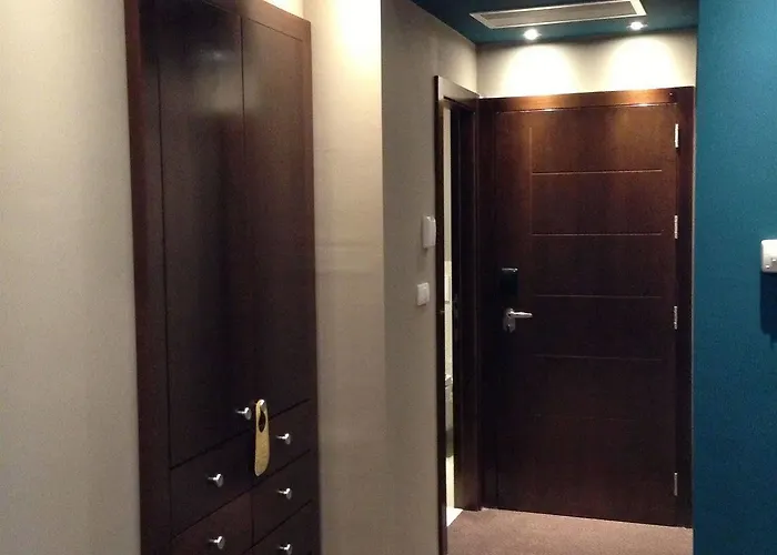 Hotel Cryston